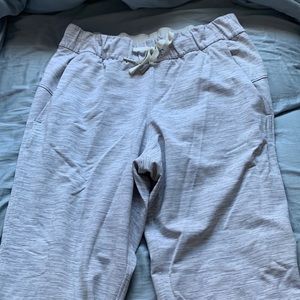 Lululemon on the fly pant